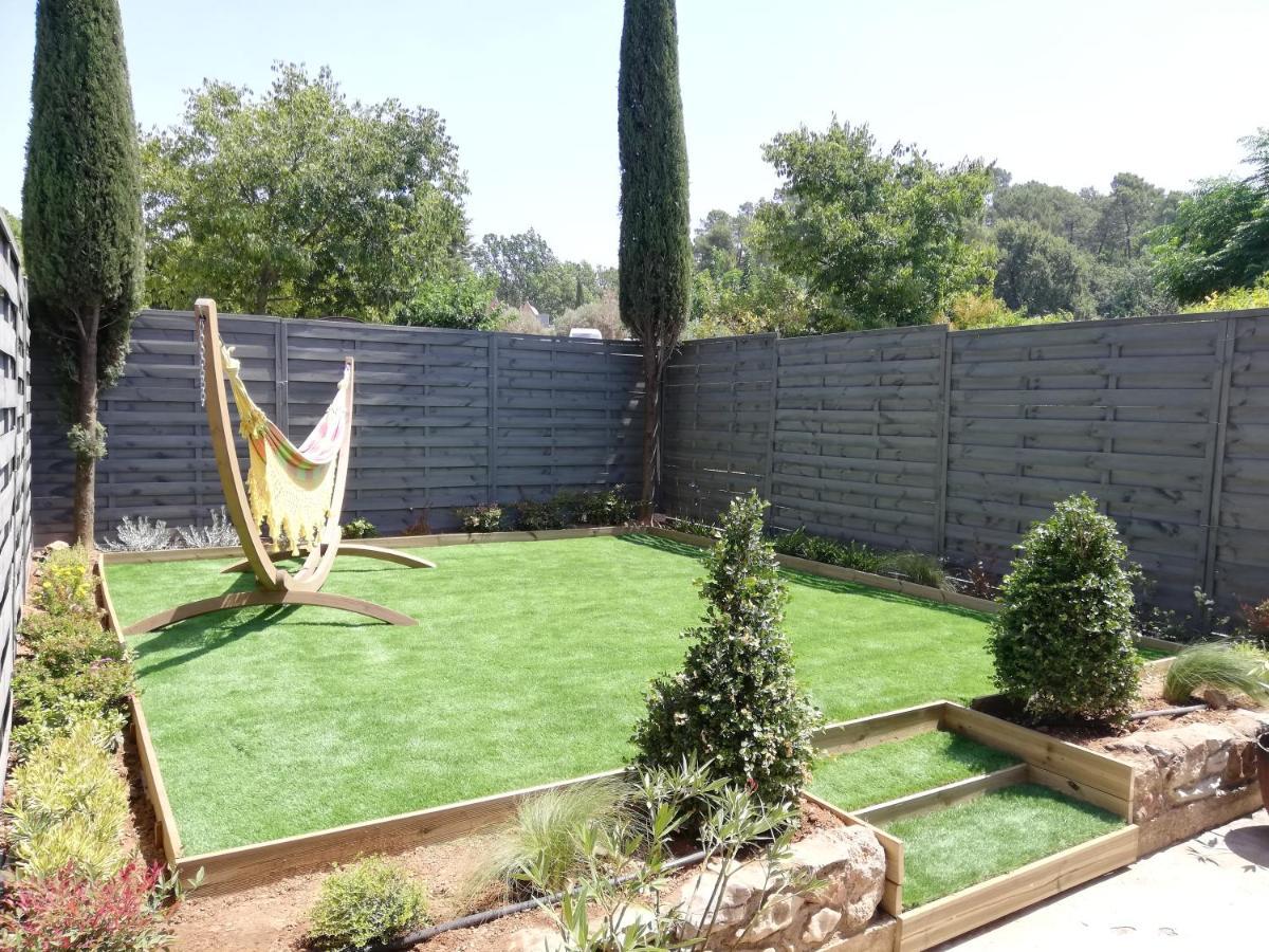 Ocra Pure Apartment Roussillon  Bagian luar foto